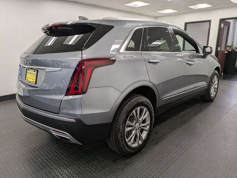 Used 2021 Cadillac XT5 Premium Luxury image 4
