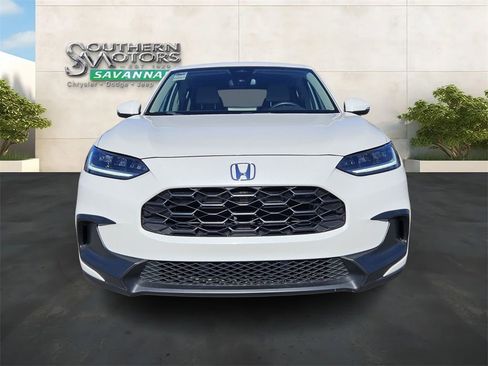 Used 2023 Honda HR-V LX image 8