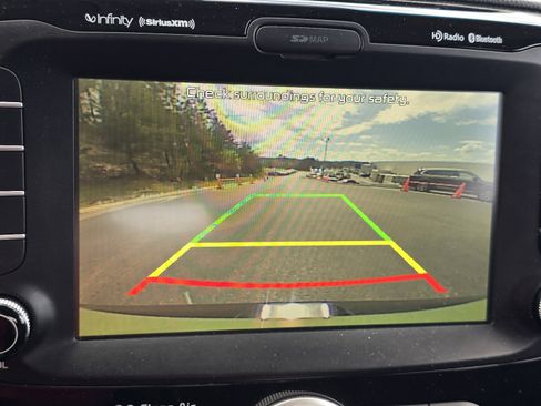 Used 2016 Kia Soul + w/ Audio Package FWD image 19