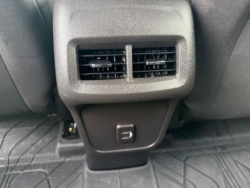 Used 2024 Chevrolet Equinox LT w/ LPO, Floor Liner Package image 21