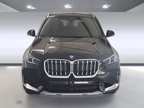 Used 2025 BMW X1 xDrive28i w/ Convenience Package image 2