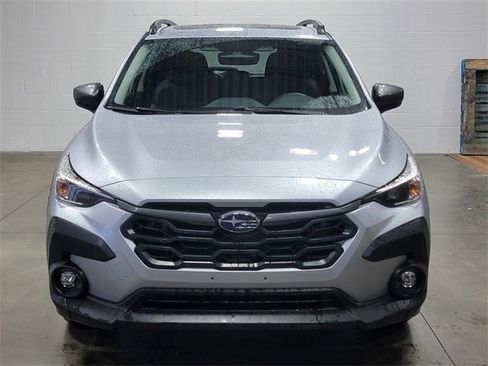 Certified 2025 Subaru Crosstrek 2.0i Premium image 3