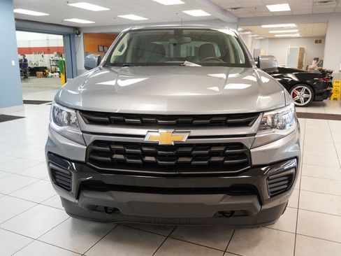 Used 2022 Chevrolet Colorado W/T w/ Custom Special Edition AWD/4WD image 14