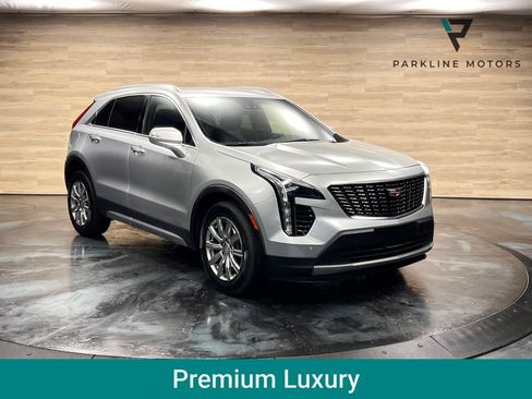 Used 2021 Cadillac XT4 Premium Luxury AWD/4WD image 1
