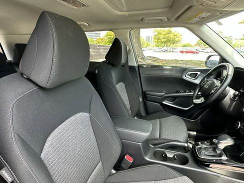 Used 2023 Kia Soul EX FWD image 27