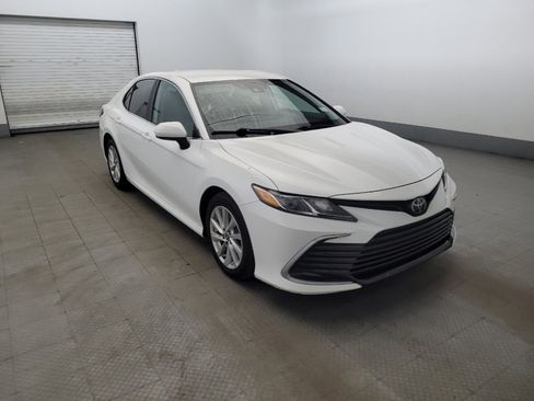 Used 2023 Toyota Camry LE image 13