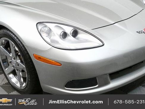 Used 2006 Chevrolet Corvette Convertible w/ Preferred Equipment Group image 37