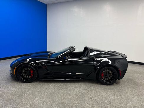 Used 2019 Chevrolet Corvette Grand Sport w/ Carbon Flash Badge Package RWD image 5