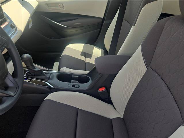 New 2026 Toyota Corolla LE FWD image 4