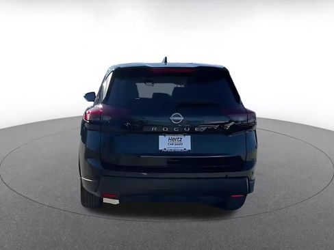 Used 2025 Nissan Rogue SV image 12