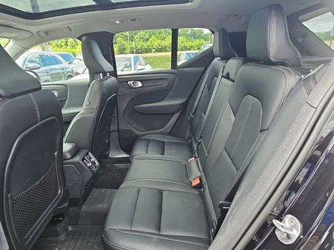 Used 2023 Volvo XC40 B5 Plus w/ Driver Assist Package AWD/4WD image 12