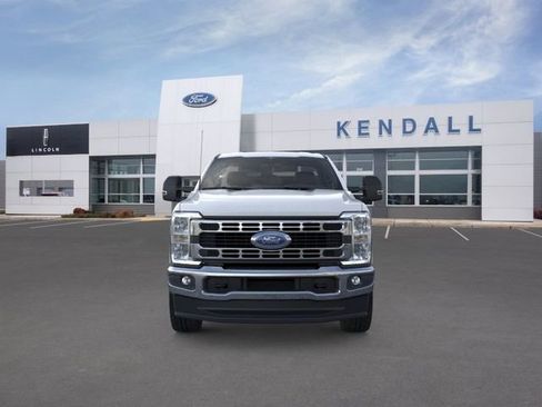 New 2025 Ford F250 XLT w/ FX4 Off-Road Package image 6