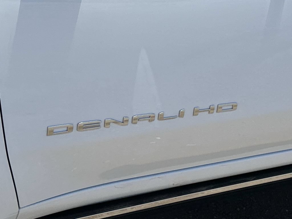 New 2026 GMC Sierra 3500 Denali Ultimate AWD/4WD image 32