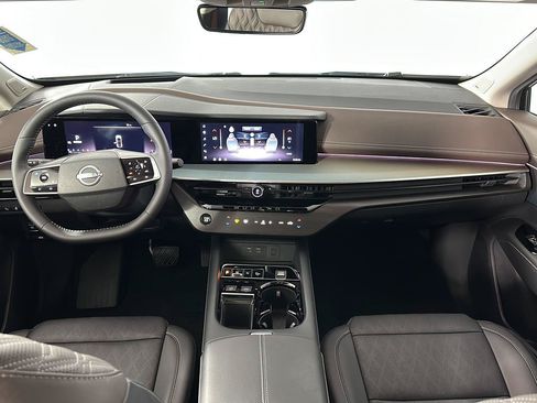 Used 2025 Nissan Murano Platinum AWD/4WD image 22