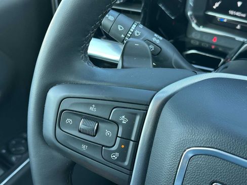 Used 2024 GMC Sierra 1500 SLT image 32