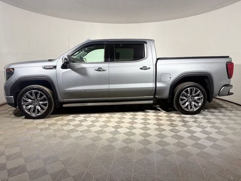 Used 2024 GMC Sierra 1500 Denali AWD/4WD image 3