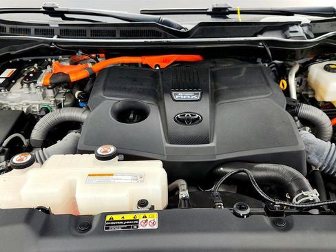 Used 2023 Toyota Tundra Capstone image 25