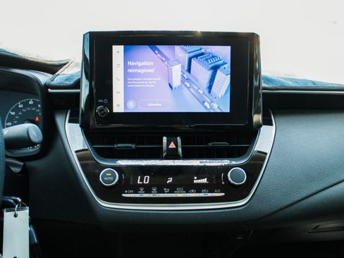 Used 2024 Toyota Corolla LE FWD image 15