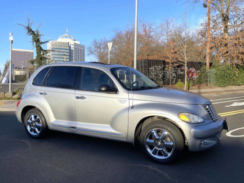 Used 2004 Chrysler PT Cruiser Limited image 4