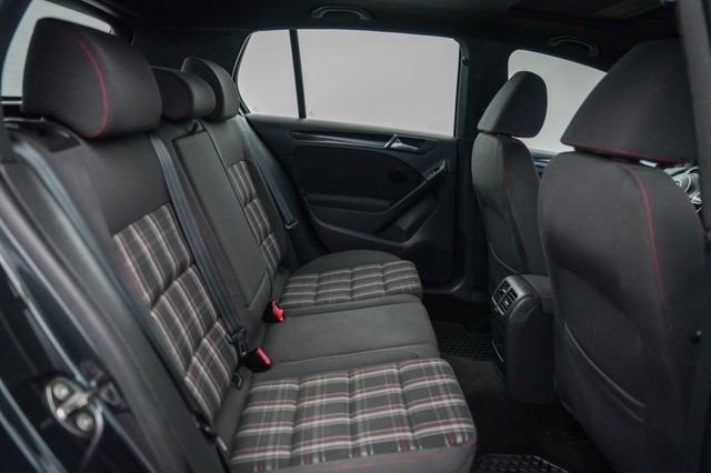 Used 2011 Volkswagen GTI 4-Door FWD image 26