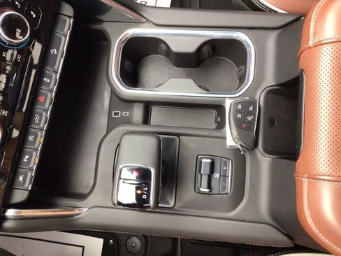 Used 2025 GMC Sierra 1500 Denali Ultimate AWD/4WD image 14