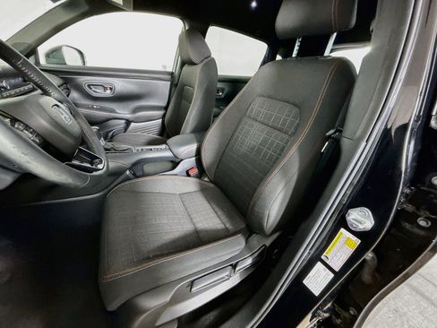 Used 2024 Honda HR-V Sport image 25