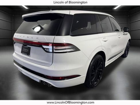 Used 2025 Lincoln Aviator Reserve w/ Jet Appearance Package AWD/4WD image 7