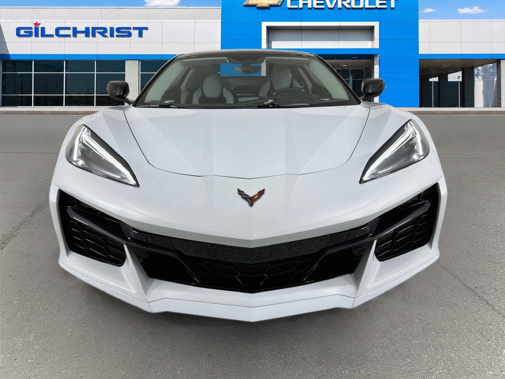 Used 2023 Chevrolet Corvette Z06 RWD image 2