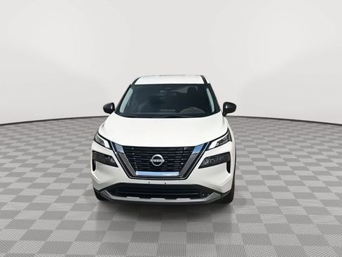 Used 2023 Nissan Rogue S AWD/4WD image 3