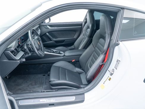 Used 2024 Porsche 911 Turbo AWD/4WD image 17