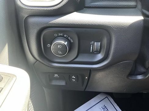 Used 2020 RAM 1500 Big Horn AWD/4WD image 17