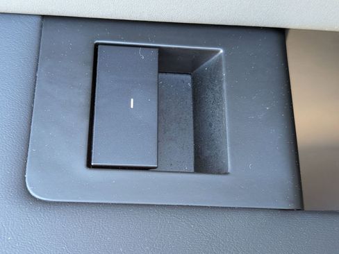 Used 2024 Tesla Cybertruck AWD Crew Cab image 28