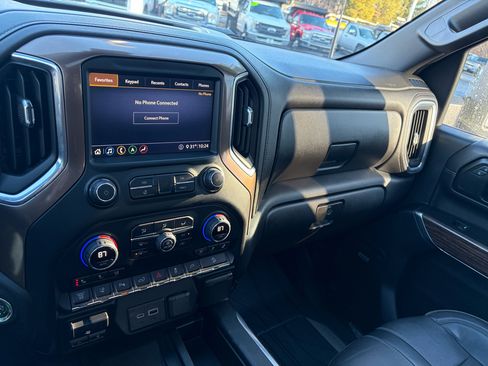 Used 2020 Chevrolet Silverado 2500 High Country w/ Z71 Off-Road Package image 37