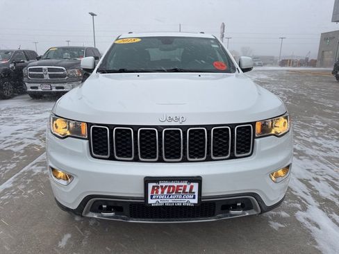 Used 2018 Jeep Grand Cherokee Limited image 26