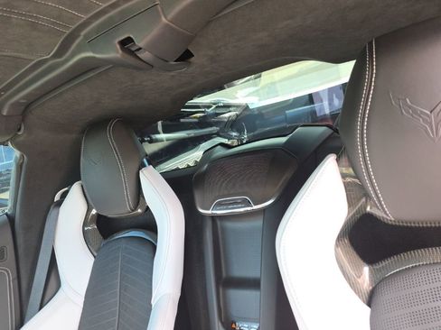 Used 2020 Chevrolet Corvette Stingray Premium Cpe w/ 3LT Preferred Equipment Group image 21