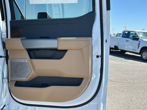 New 2026 Ford F250 Lariat w/ Chrome Package AWD/4WD image 12