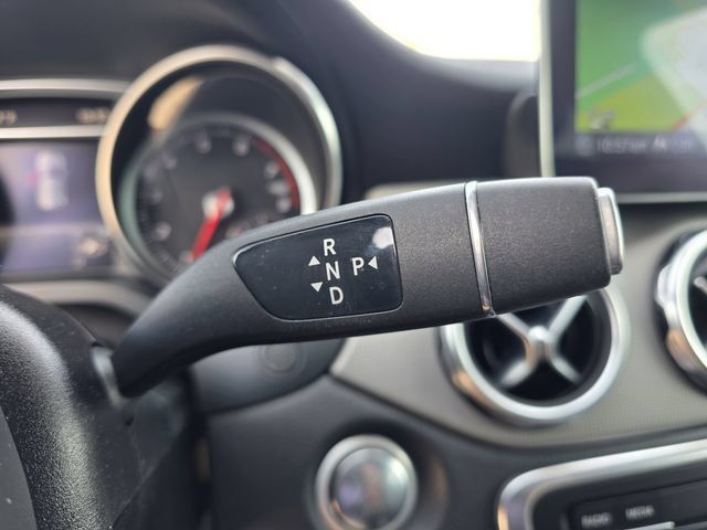 Used 2020 Mercedes-Benz GLA 250 image 28