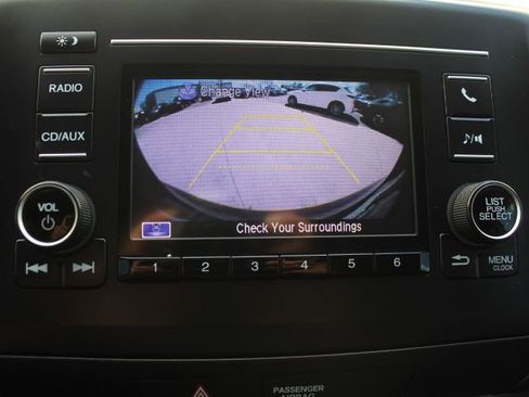Used 2016 Honda Pilot LX image 23