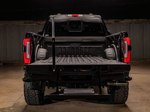 Used 2026 Ford F350 Platinum AWD/4WD image 7