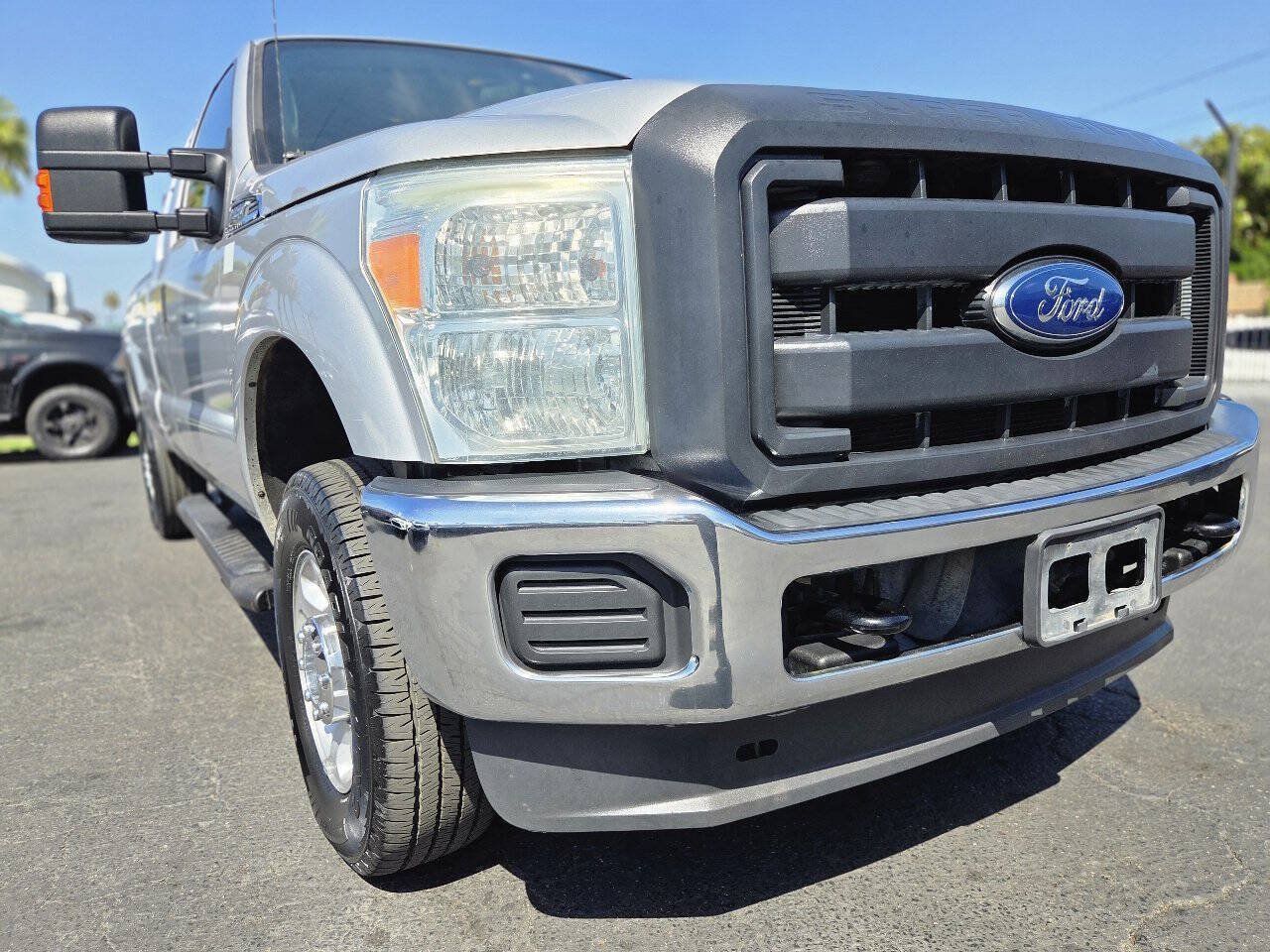 Used 2014 Ford F250 XLT w/ Camper Package AWD/4WD image 26