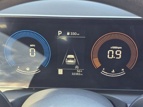 Used 2025 Hyundai Tucson SEL image 12