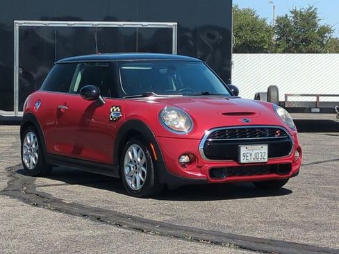 Used 2015 MINI Cooper S FWD image 2