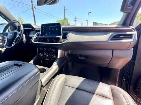 Used 2024 Chevrolet Tahoe Premier RWD image 13