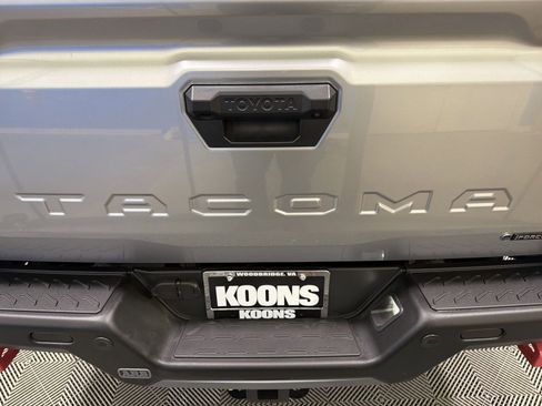 Used 2024 Toyota Tacoma 4x4 Double Cab Hybrid image 21