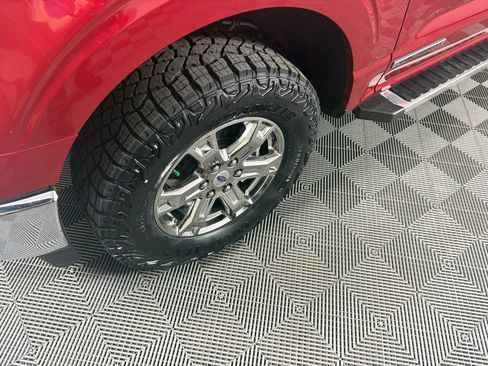Certified 2022 Ford F150 Lariat w/ Equipment Group 502A High AWD/4WD image 9