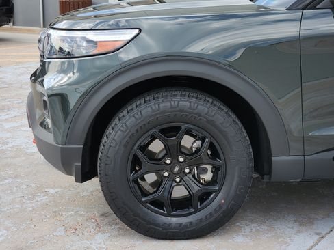 Used 2023 Ford Explorer Timberline AWD/4WD image 9