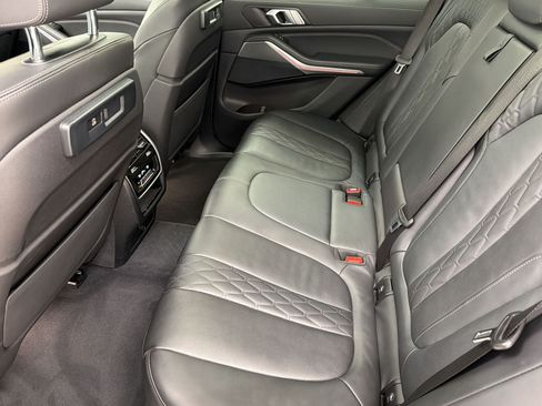 Used 2023 BMW X5 sDrive40i w/ M Sport Package RWD image 23