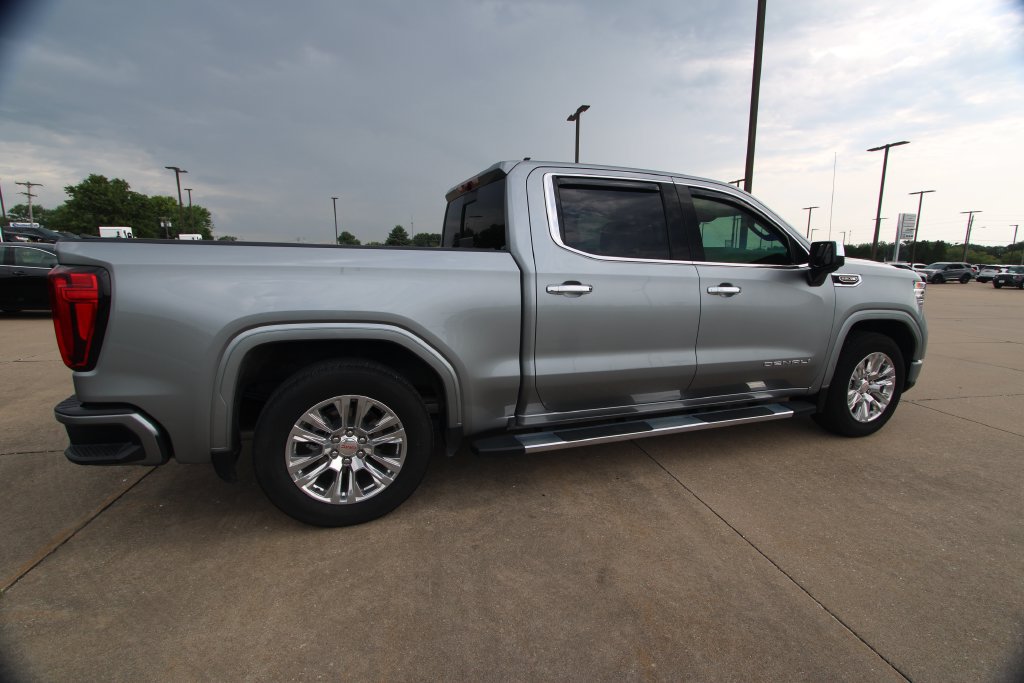 Used 2024 GMC Sierra 1500 Denali w/ Technology Package RWD image 5