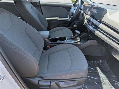 Used 2025 Kia K4 FWD image 26
