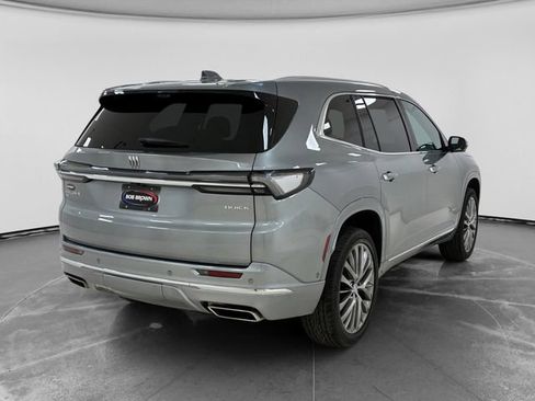 Used 2025 Buick Enclave Avenir w/ Super Cruise Package AWD/4WD image 3